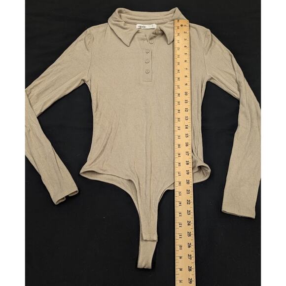 Elodie Light Brown collared ribbed long sleeve polo bodysuit Womens Medium - Picture 4 of 7